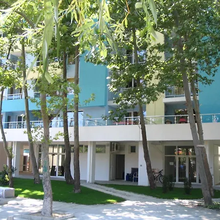 Amazing 2 Bedroom Next To The Appartement Sunny Beach